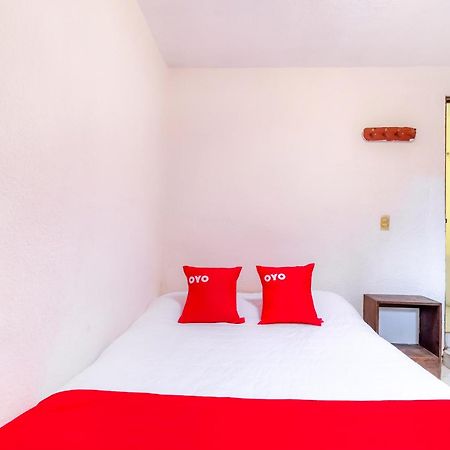 Oyo Hotel La Luna, Templo De Santo Domingo De Guzman San Cristobal de las Casas Bagian luar foto