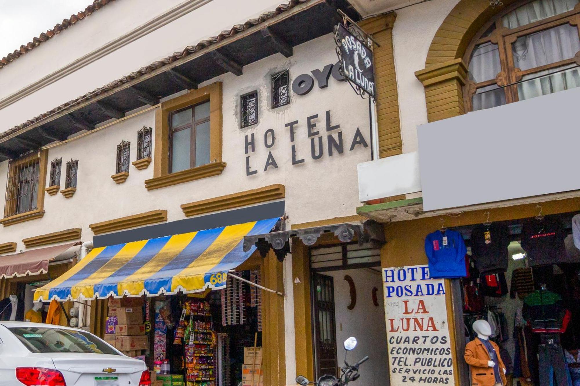 Oyo Hotel La Luna, Templo De Santo Domingo De Guzman San Cristobal de las Casas Bagian luar foto